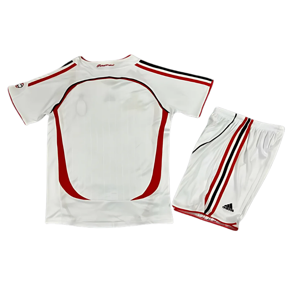 (KIDS) RETRO AC MILAN UITSHIRT & SHORTS 2006/07