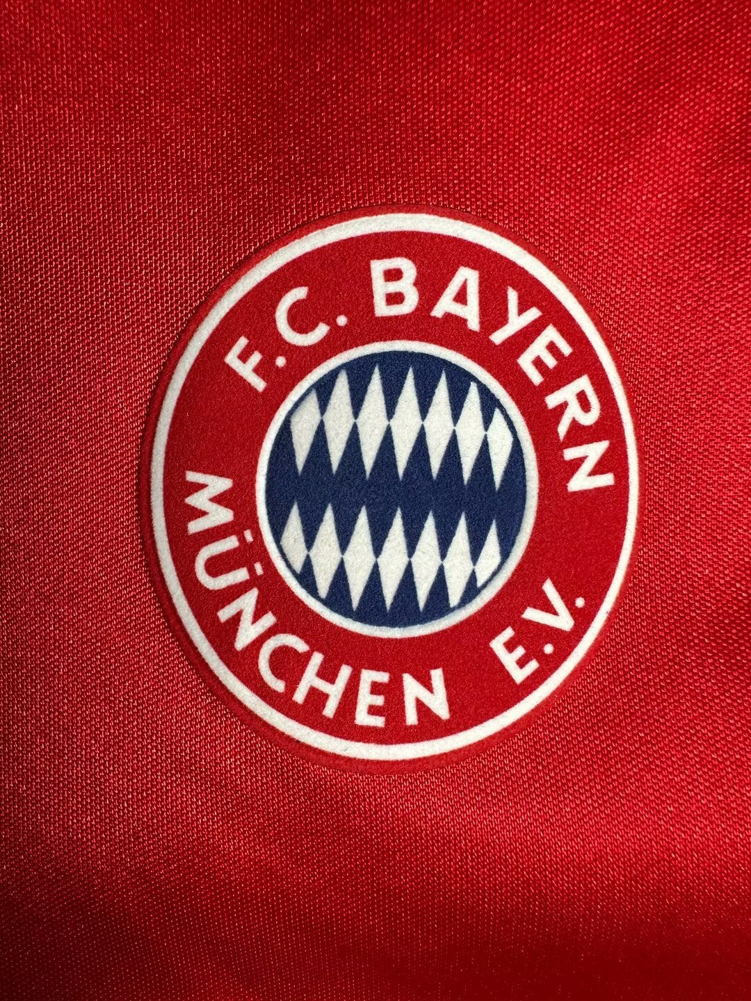 The Bayern Munchen Retro shirt 1993-1995
