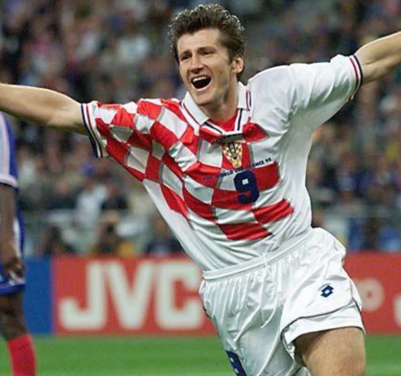 Croatia Home Retro kit - 1998