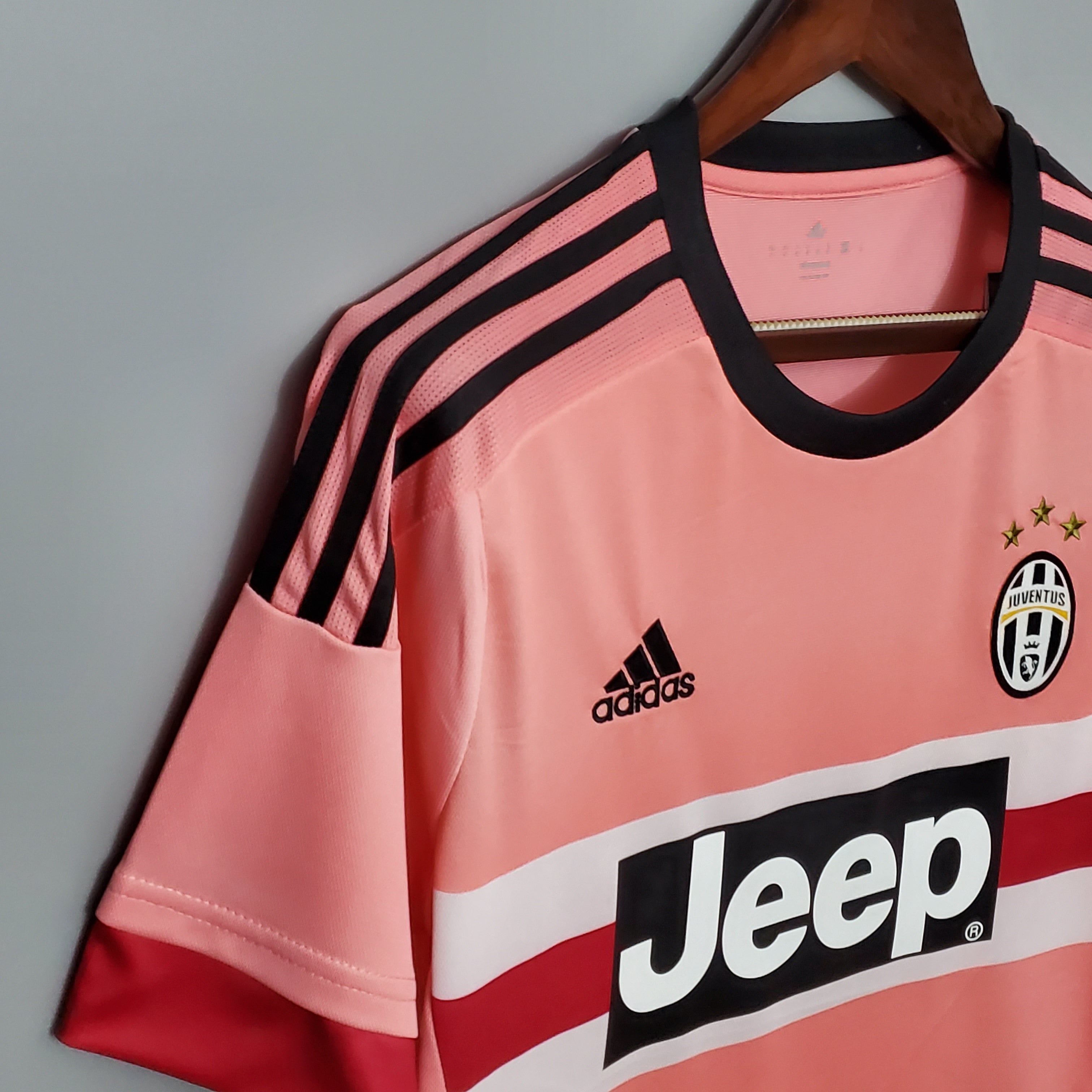 Juventus uitshirt retro 2015-2016 roze