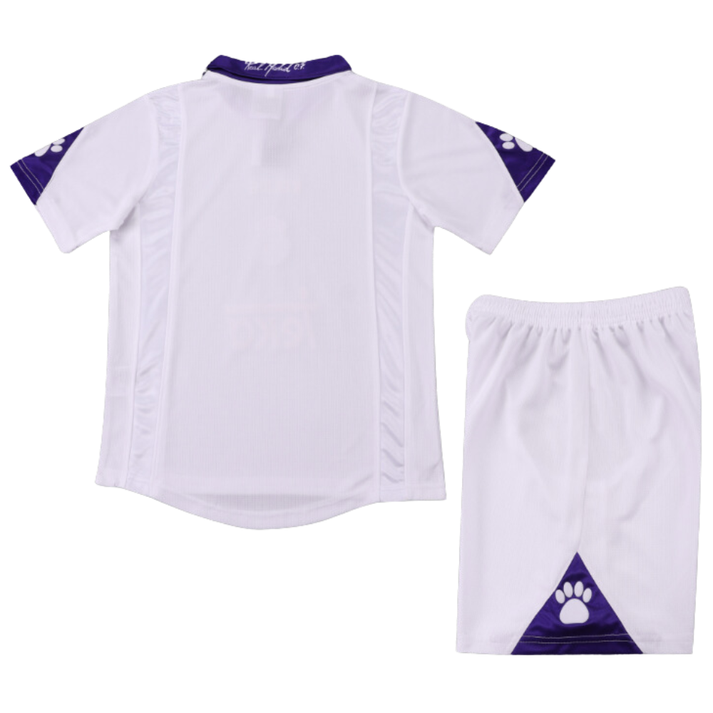 (NIÑOS) CAMISETA Y PANTALONES CORTOS RETRO DE VISITANTE DEL REAL MADRID 1997/98