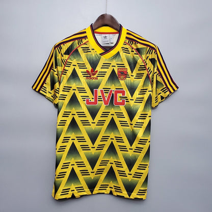 Arsenal uit retro tenue 1991-1993