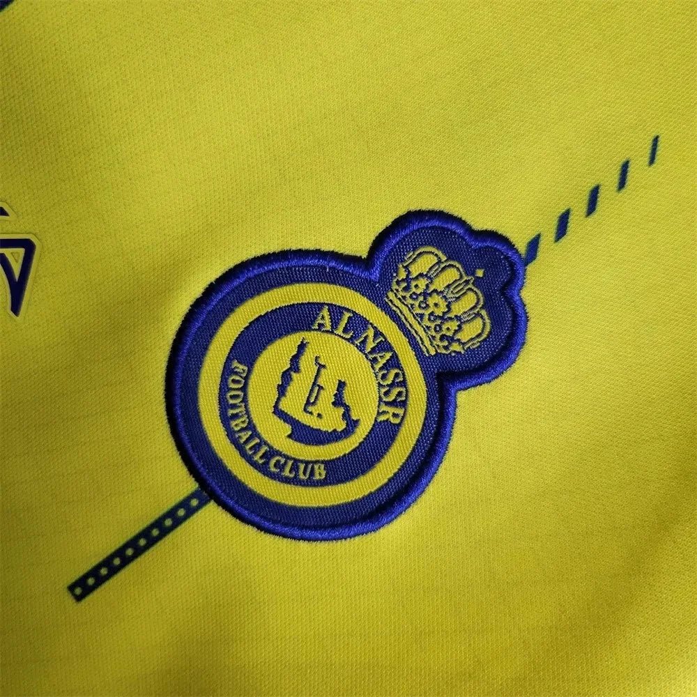 2023/2024 Al-Nassr Heimfußballset (Trikot + Shorts)