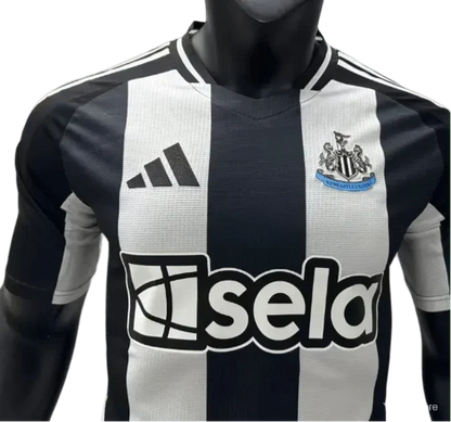 2024/2025 Newcastle Home Player-versie