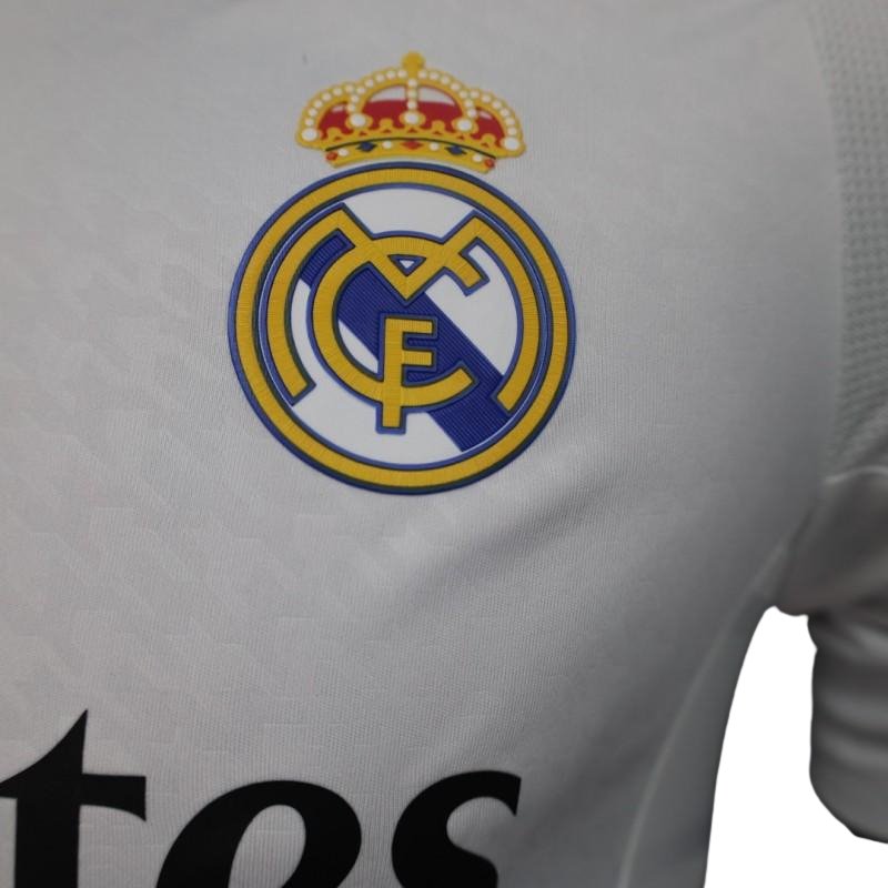 24-25 Real Madrid Heimtrikot - Spielerversion