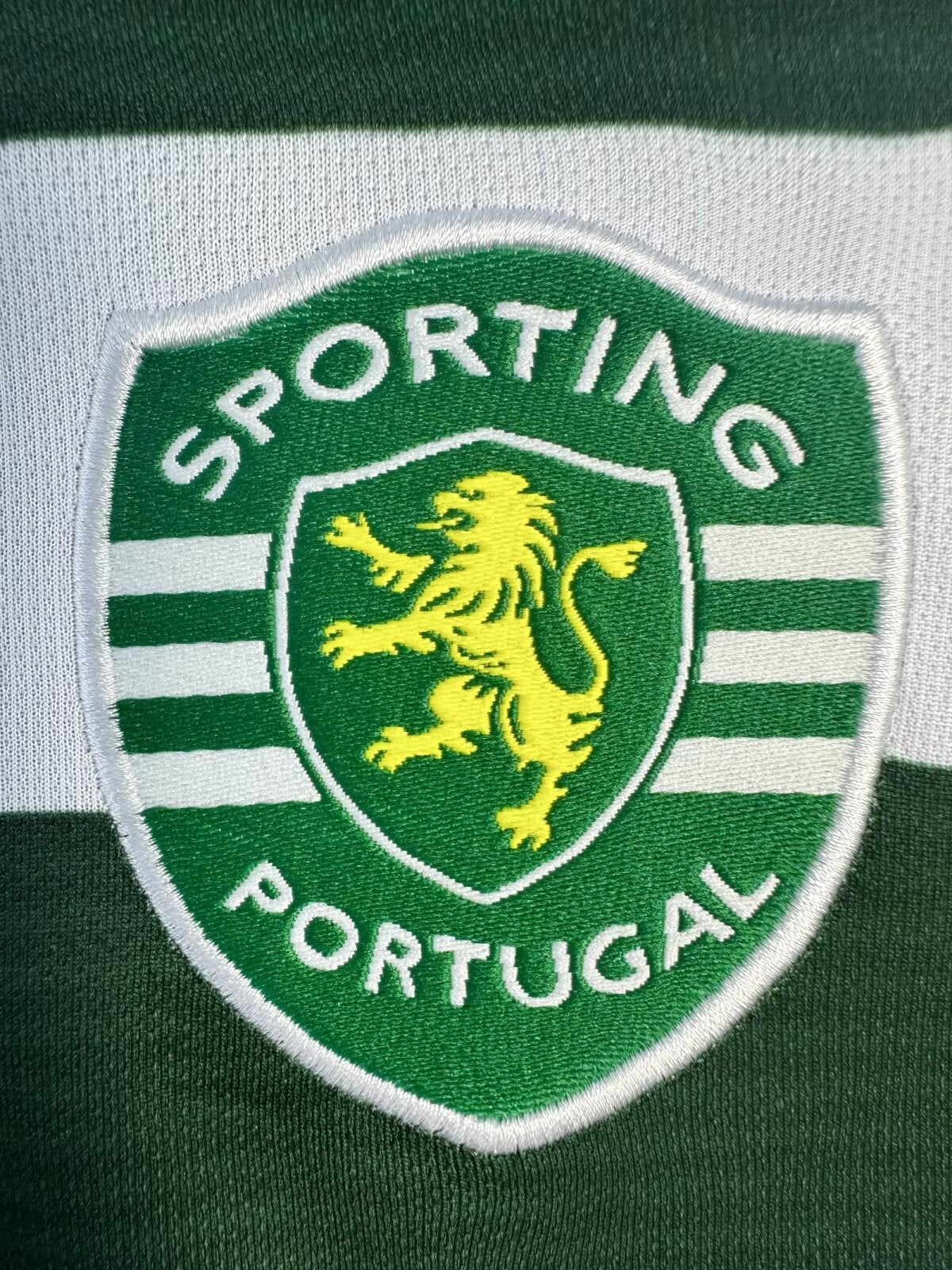 Sporting Portugal Long Sleeve Home Shirt - 2001-03