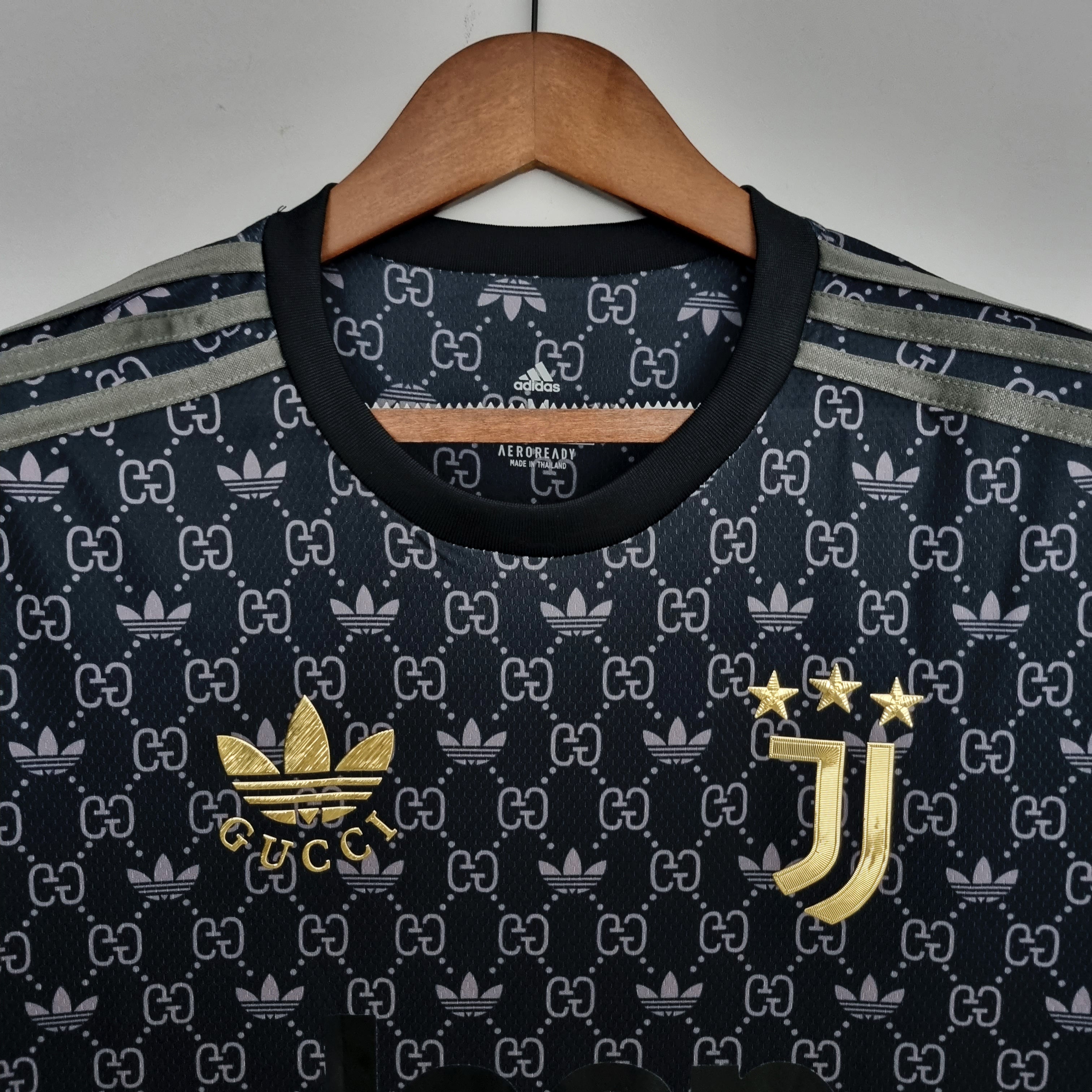 Juventus Gucci x Adidas Fußballtrikot