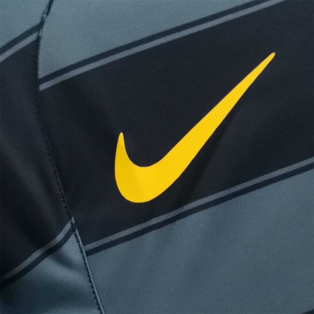 inter milan 2004-05 away nike swoosh logo image