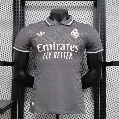 Drittes Trikot von Real Madrid 2024/25