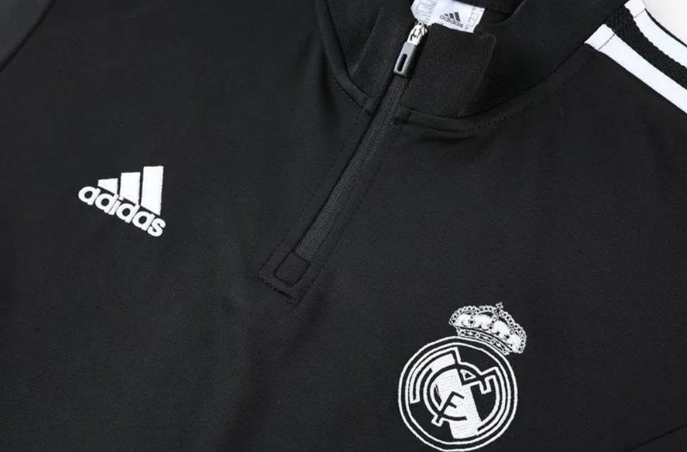 REAL MADRID 2022/23 ZWART TRAININGSPAK