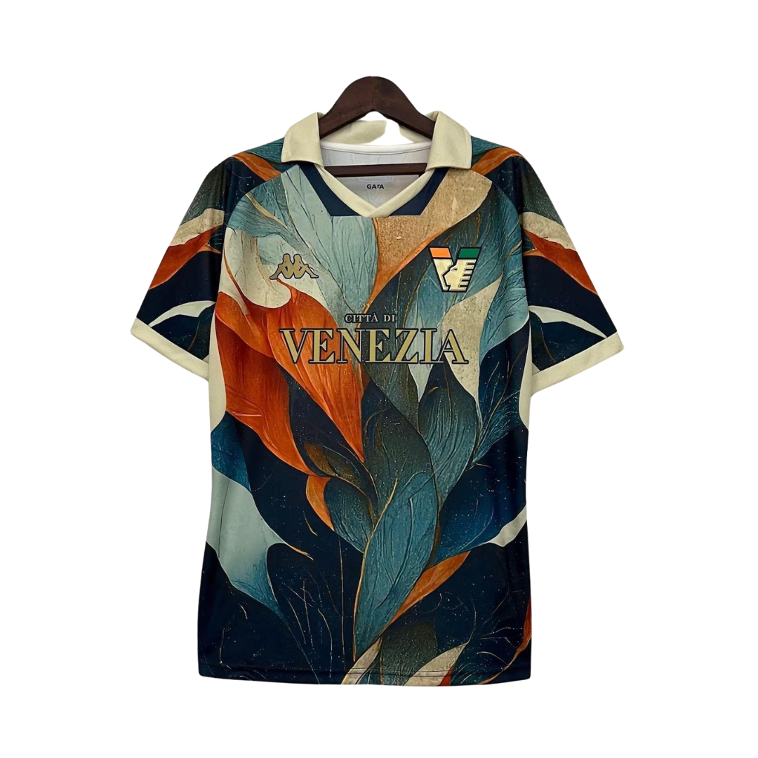 Speciaal shirt van Venezia FC - 2022-2023